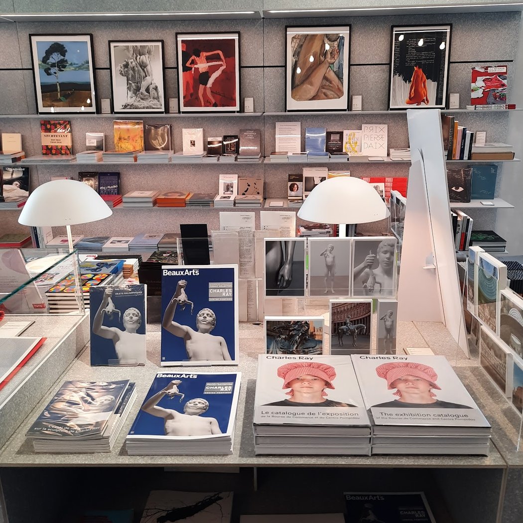 La librairie de La Bourse de Commerce - Pinault Collection 1